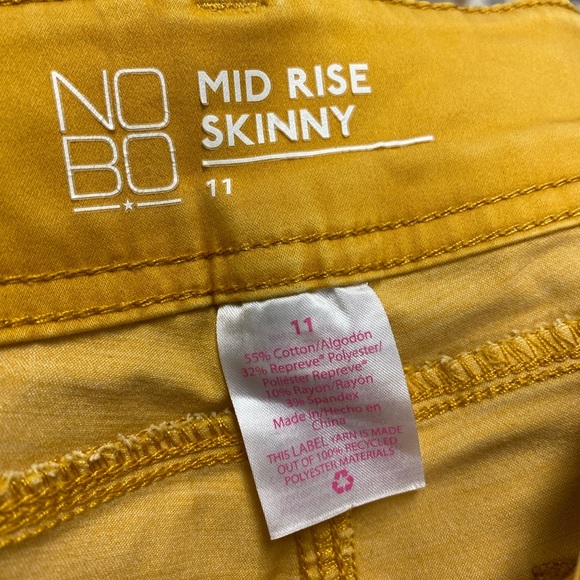 Yellow Jean pants - Picture 2 of 2